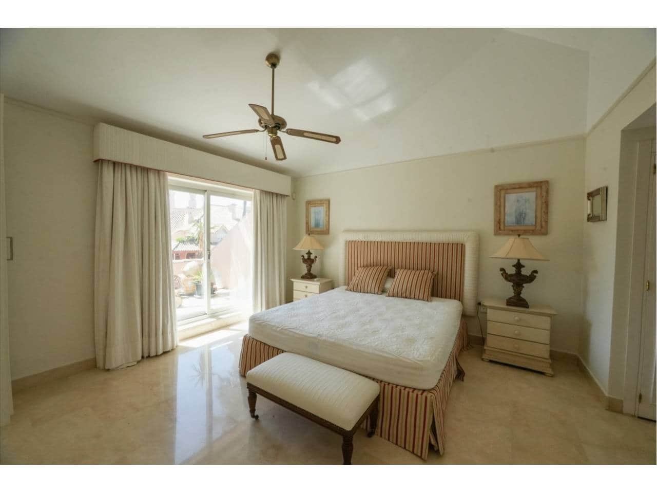 4 camera da letto Attico in vendita in Sotogrande con garage - 1.650.000 € (Rif: 7578953)