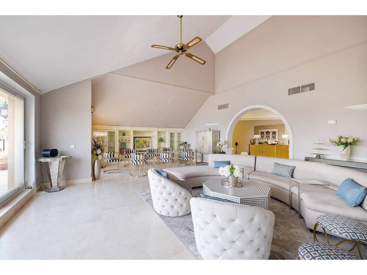4 Zimmer Penthouse zu verkaufen in Sotogrande mit Garage - 2.100.000 € (Ref: 7578953)