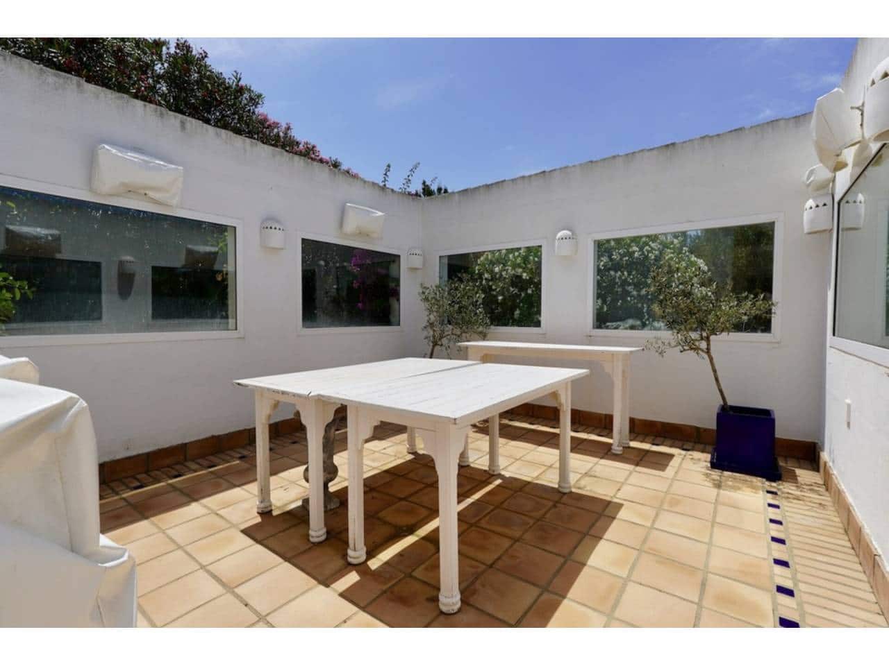 4 sovrum Villa till salu i Benalup med pool - 690 000 € (Ref: 7639817)