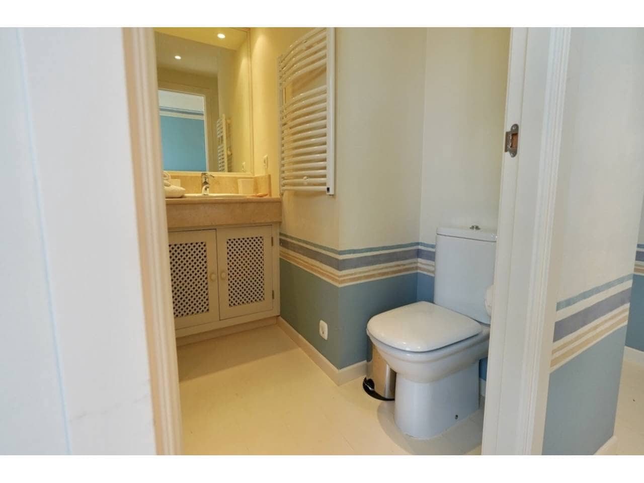 4 sovrum Villa till salu i Benalup med pool - 690 000 € (Ref: 7639817)