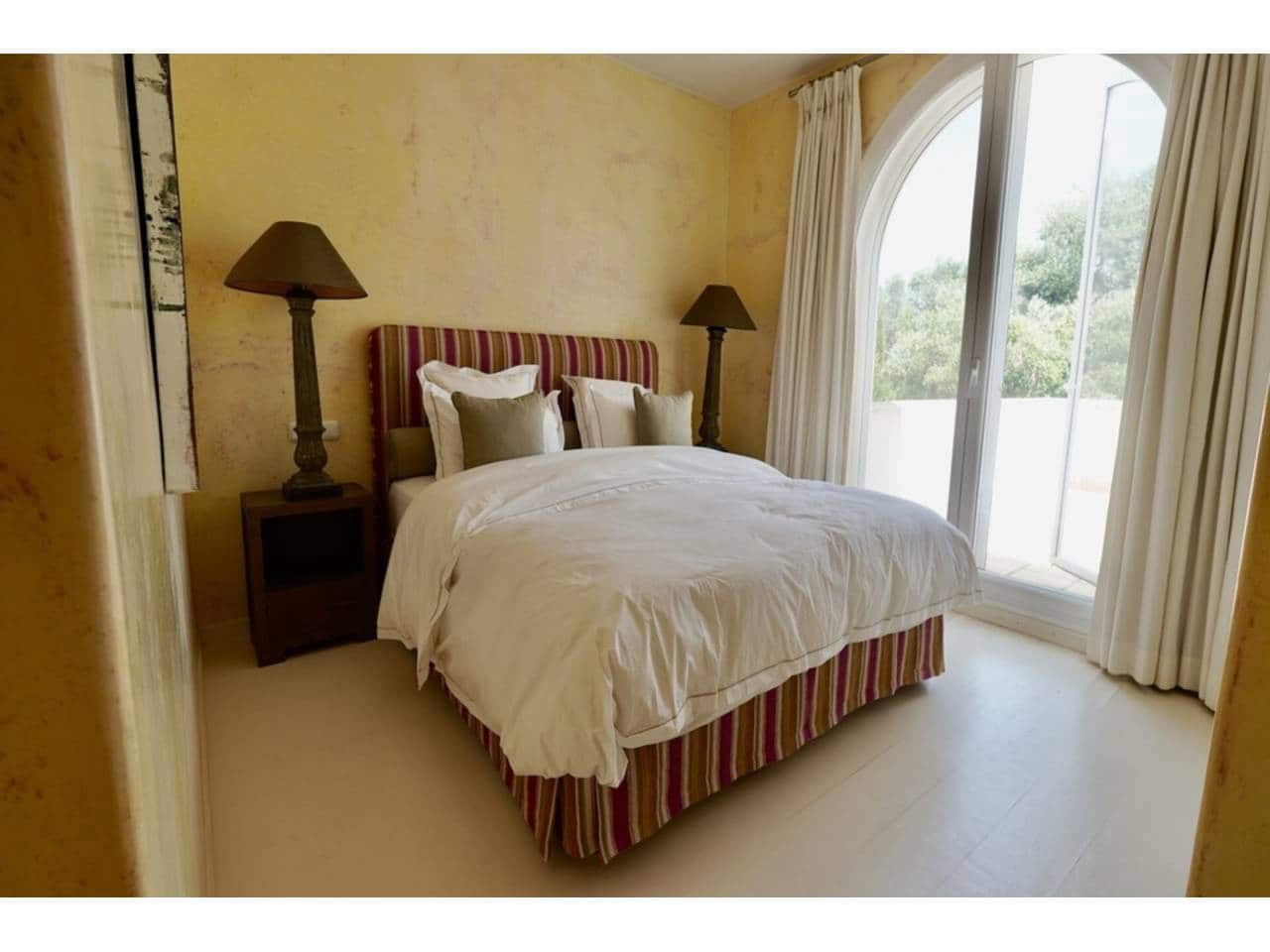 4 sovrum Villa till salu i Benalup med pool - 690 000 € (Ref: 7639817)