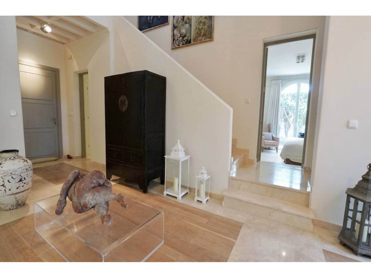 4 sovrum Villa till salu i Benalup med pool - 690 000 € (Ref: 7639817)