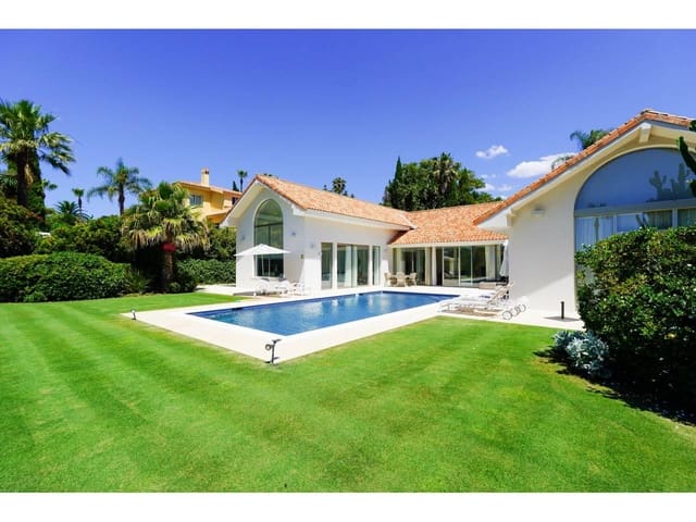 5 bedroom Villa for sale in Sotogrande Alto, San Roque with pool garage - € 2,195,000 (Ref: 7648879)