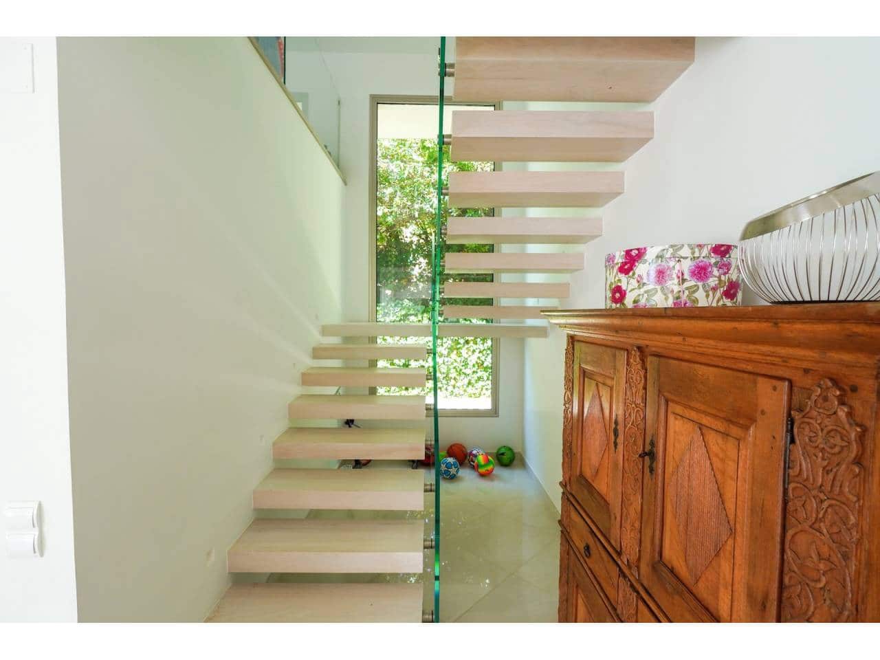 5 bedroom Villa for sale in Sotogrande with pool garage - € 2,195,000 (Ref: 7648879)