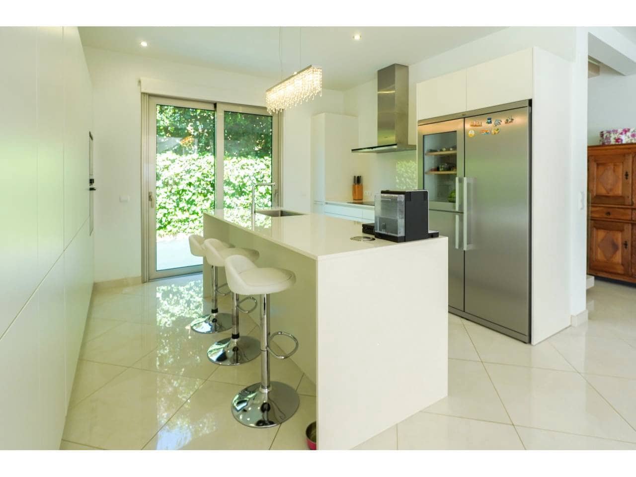 5 bedroom Villa for sale in Sotogrande with pool garage - € 2,195,000 (Ref: 7648879)