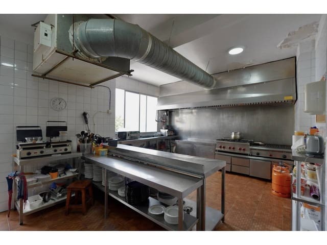 1 soveværelse Restaurant/Bar til salg i San Luis de Sabinillas, Manilva - € 550.000 (Ref: 7669177)