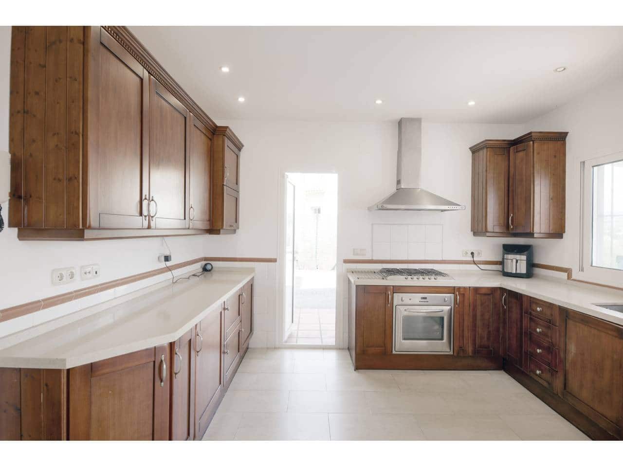 5 camera da letto Villa in vendita in Sotogrande con piscina garage - 980.000 € (Rif: 7693879)