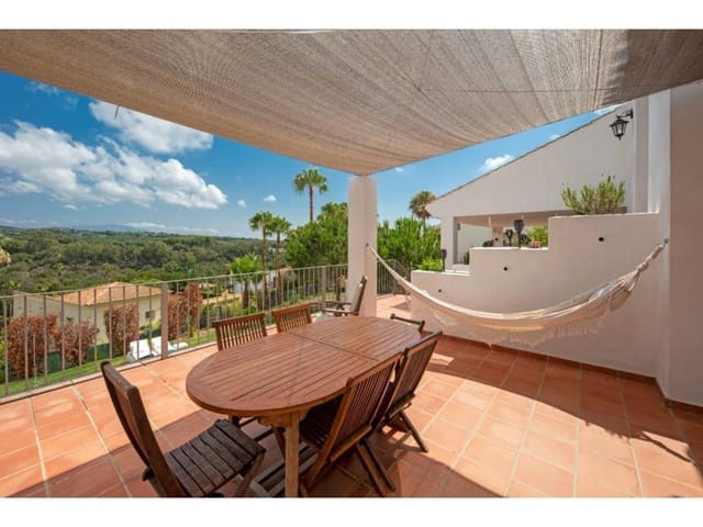 5 quarto Moradia para venda em Sotogrande Alto, San Roque com piscina garagem - 980 000 € (Ref: 7693879)