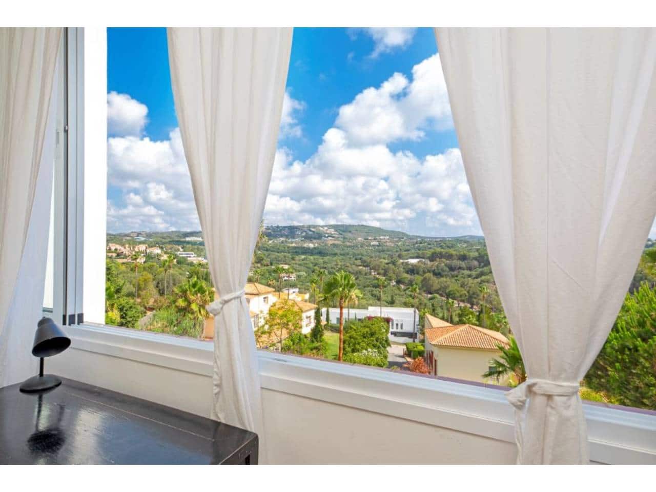 5 camera da letto Villa in vendita in Sotogrande con piscina garage - 980.000 € (Rif: 7693879)