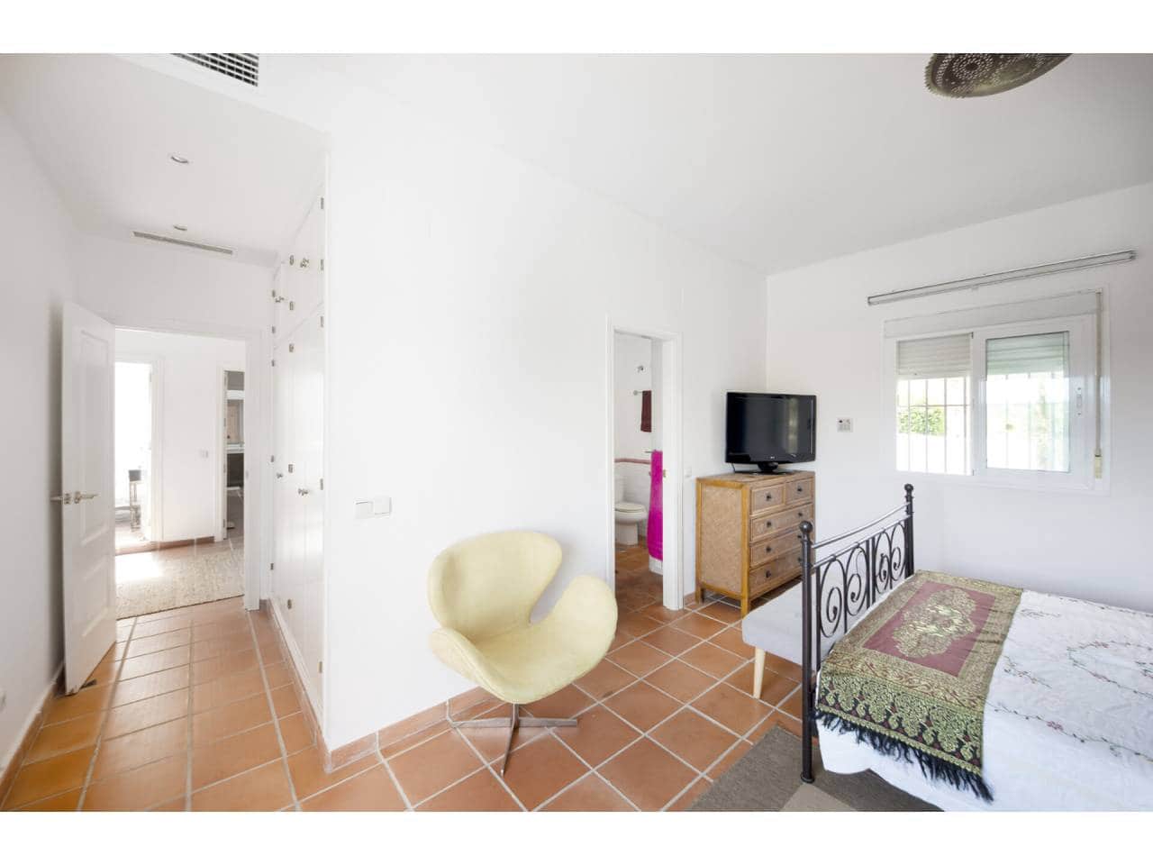 5 camera da letto Villa in vendita in Sotogrande con piscina garage - 980.000 € (Rif: 7693879)