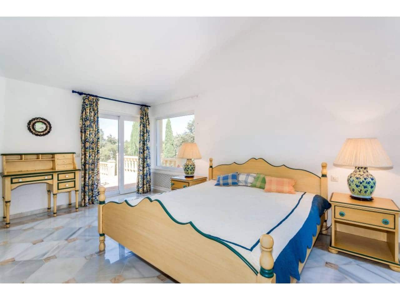 7 soveværelse Villa til salg i Sotogrande med swimmingpool garage - € 2.850.000 (Ref: 7715610)