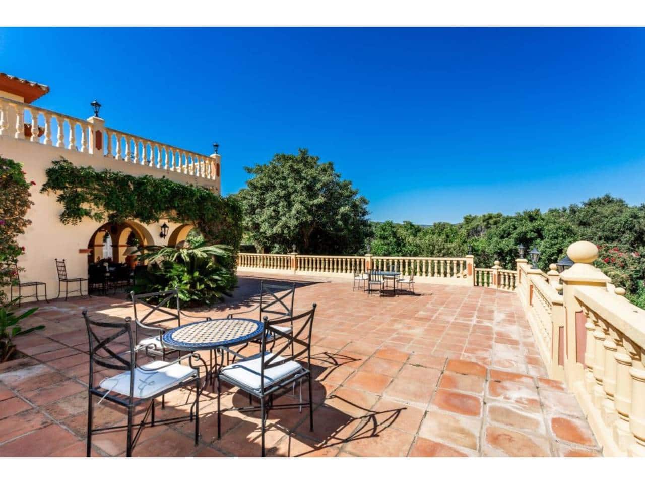 7 soveværelse Villa til salg i Sotogrande med swimmingpool garage - € 2.850.000 (Ref: 7715610)