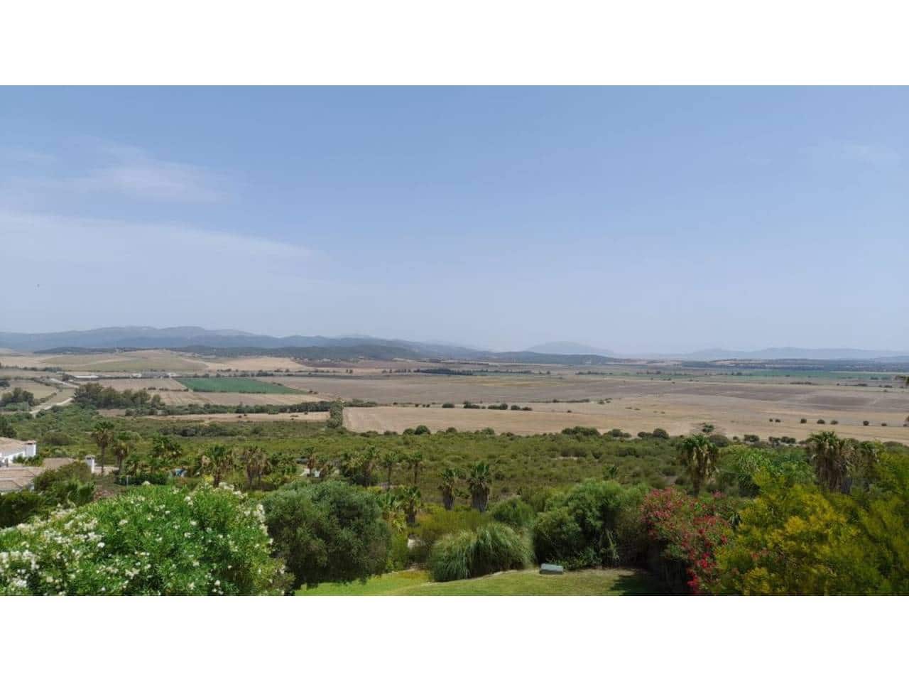 4 soveværelse Villa til salg i Benalup med swimmingpool garage - € 595.000 (Ref: 7741571)