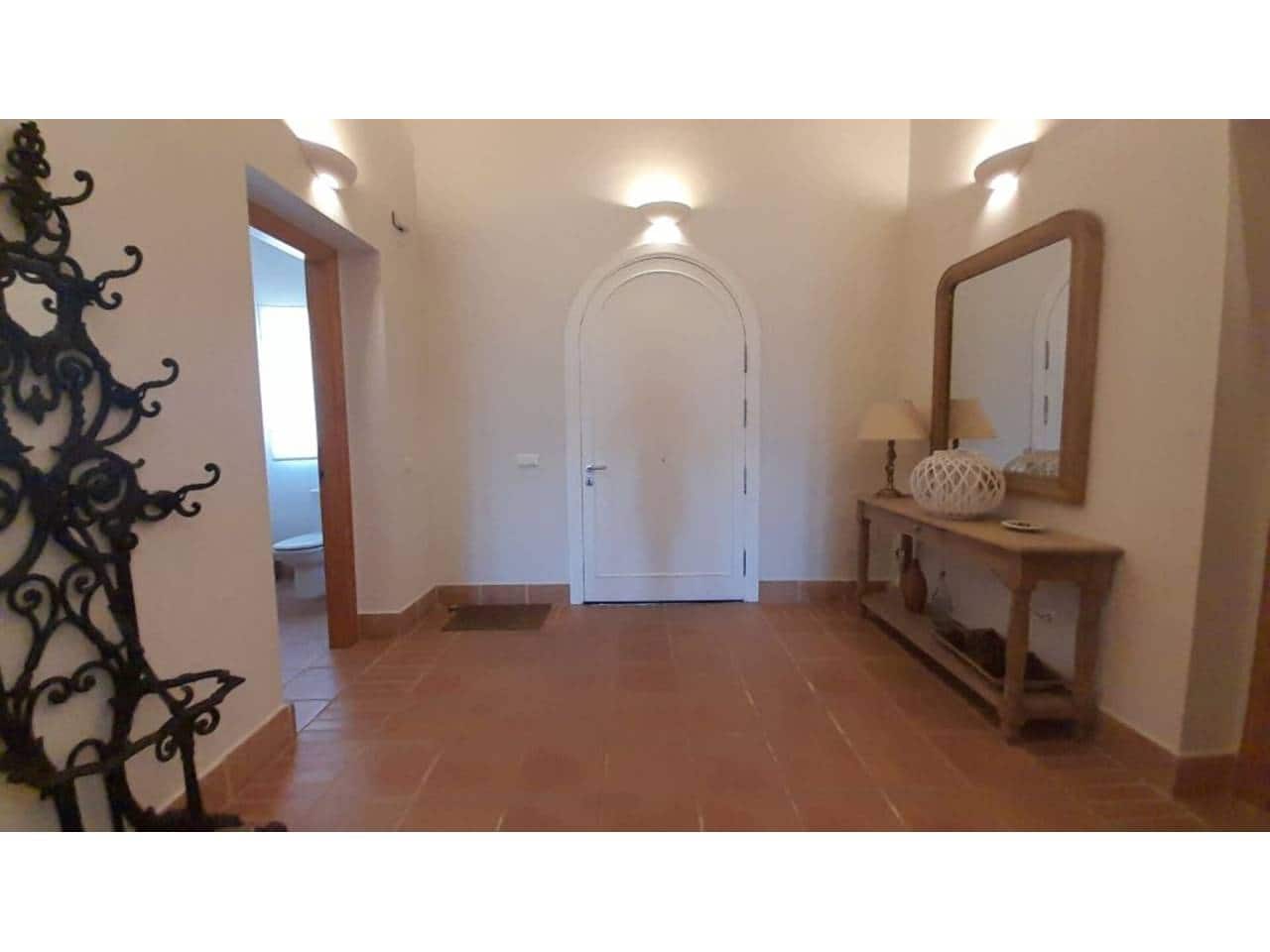 4 soveværelse Villa til salg i Benalup med swimmingpool garage - € 595.000 (Ref: 7741571)