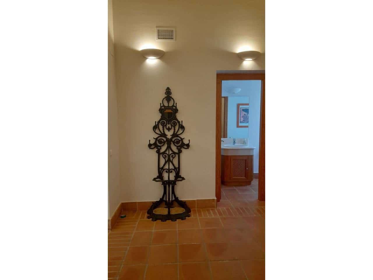 4 soveværelse Villa til salg i Benalup med swimmingpool garage - € 595.000 (Ref: 7741571)