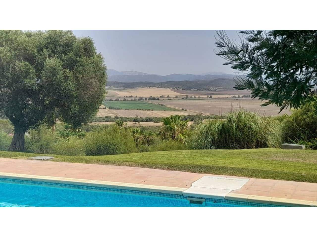 4 soveværelse Villa til salg i Benalup med swimmingpool garage - € 595.000 (Ref: 7741571)