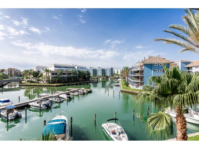 2 soveværelse Lejlighed til salg i Sotogrande, San Roque med swimmingpool garage - € 395.000 (Ref: 7775815)
