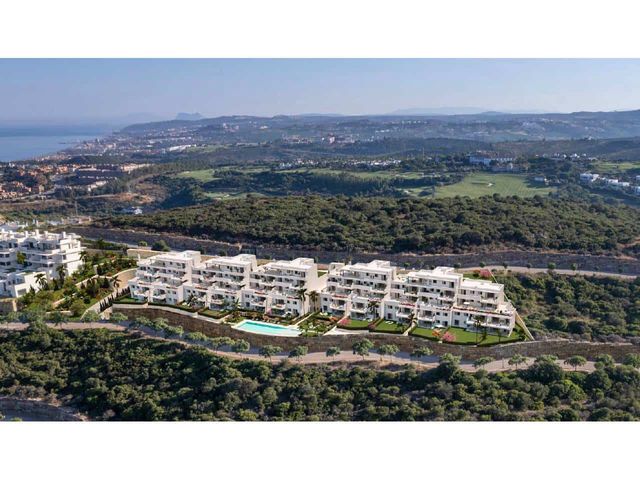 2 sypialnia Apartament na sprzedaż w Casares z basenem garażem - 599 200 € (Ref: 7780764)