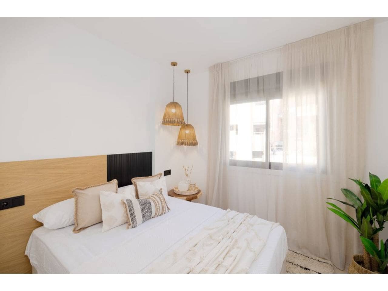 3 bedroom Penthouse for sale in Casares with pool garage - € 561,800 (Ref: 7842224)