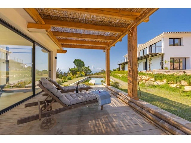 3 bedroom Villa for sale in Tarifa with pool garage - € 2,950,000 (Ref: 7854069)
