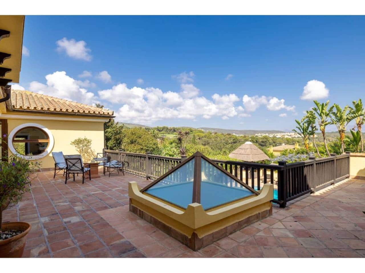 6 chambre Villa/Maison à vendre à Sotogrande avec piscine garage - 2 250 000 € (Ref: 7885705)