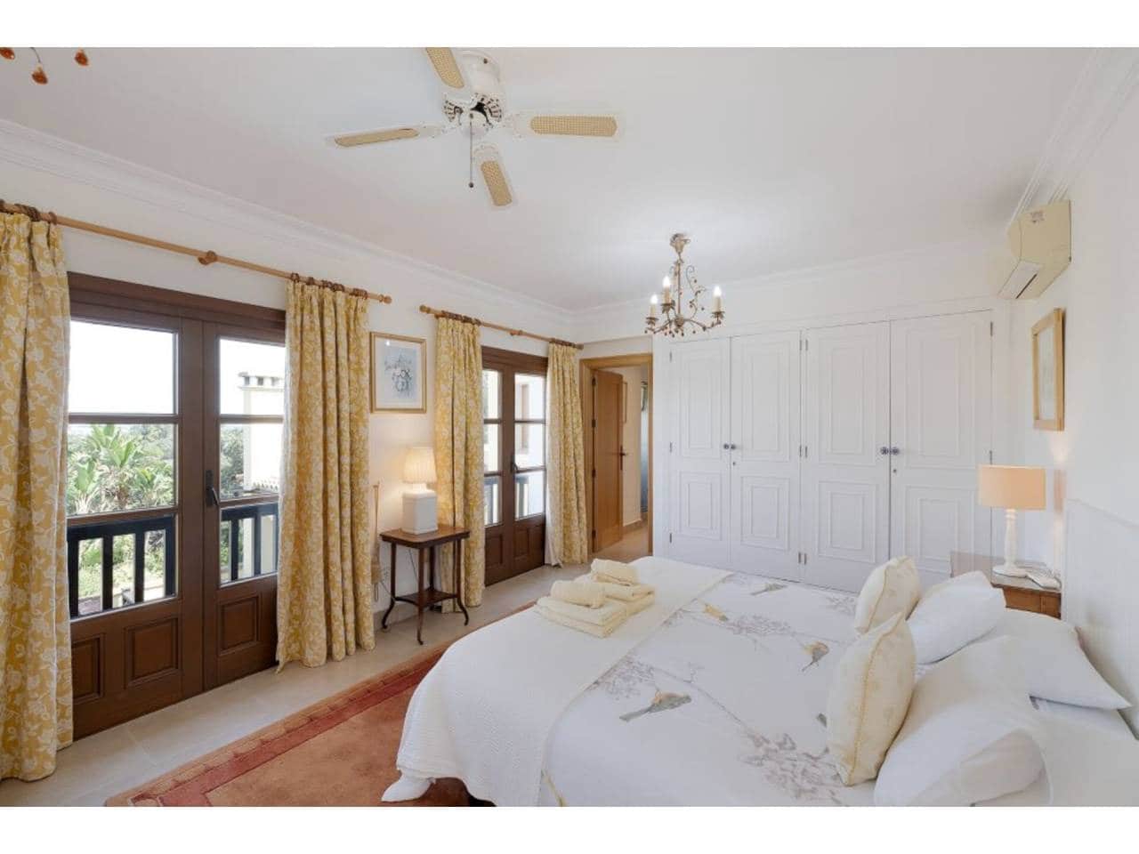 6 chambre Villa/Maison à vendre à Sotogrande avec piscine garage - 2 250 000 € (Ref: 7885705)