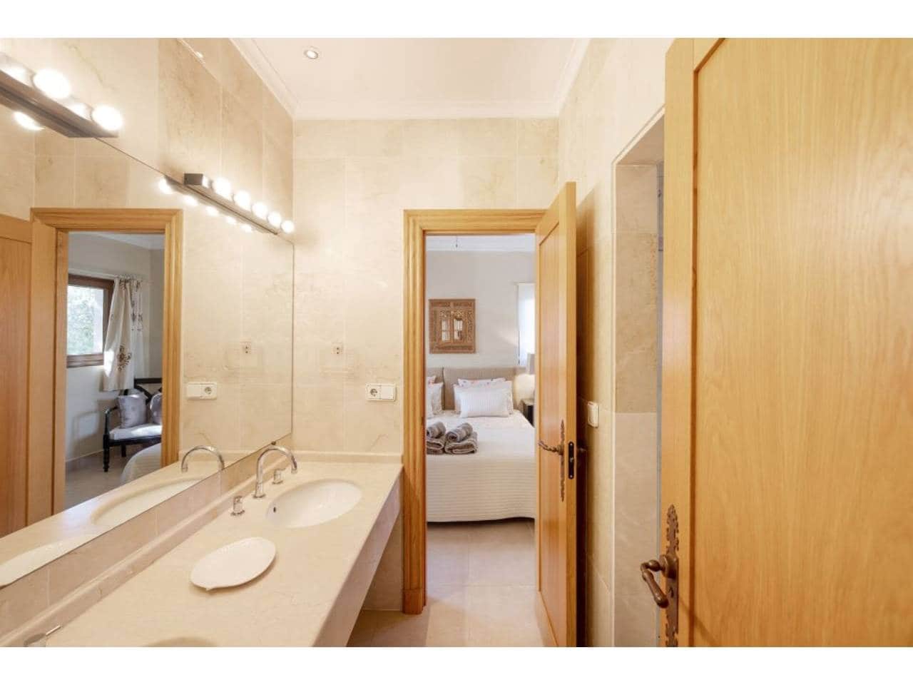 6 chambre Villa/Maison à vendre à Sotogrande avec piscine garage - 2 250 000 € (Ref: 7885705)