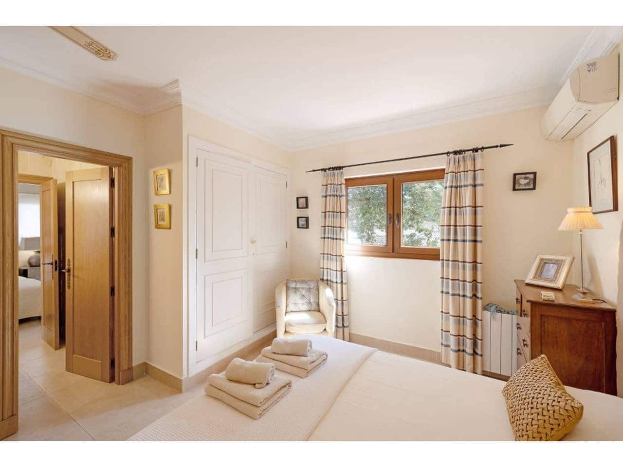 6 chambre Villa/Maison à vendre à Sotogrande avec piscine garage - 2 250 000 € (Ref: 7885705)