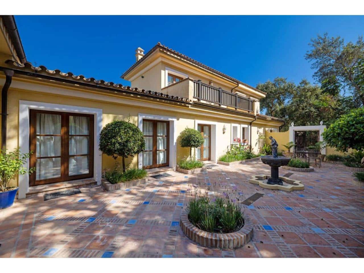 6 chambre Villa/Maison à vendre à Sotogrande avec piscine garage - 2 250 000 € (Ref: 7885705)