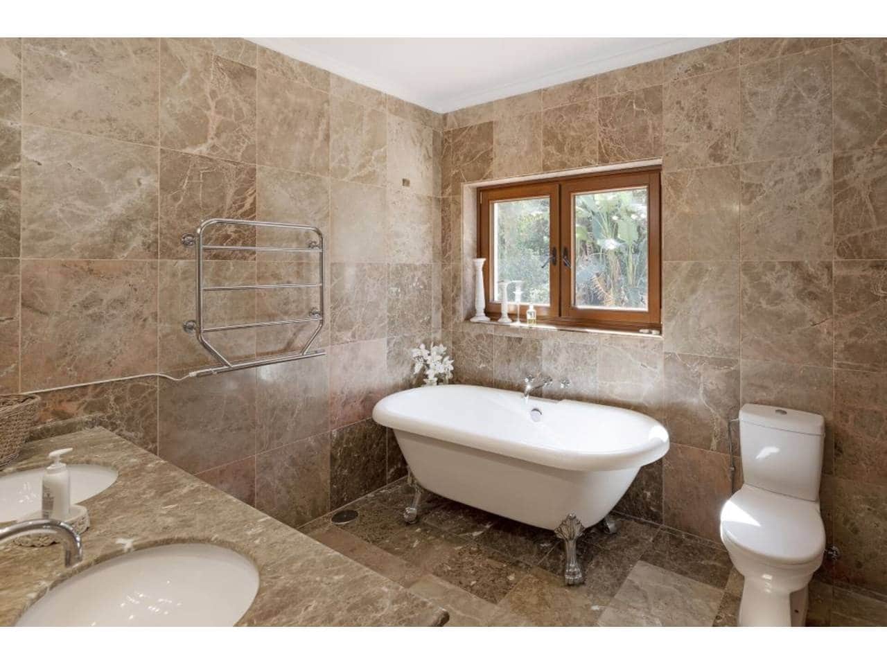 6 chambre Villa/Maison à vendre à Sotogrande avec piscine garage - 2 250 000 € (Ref: 7885705)