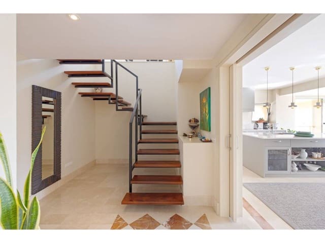 5 chambre Penthouse à vendre à Sotogrande, San Roque avec piscine garage - 2 100 000 € (Ref: 7923739)