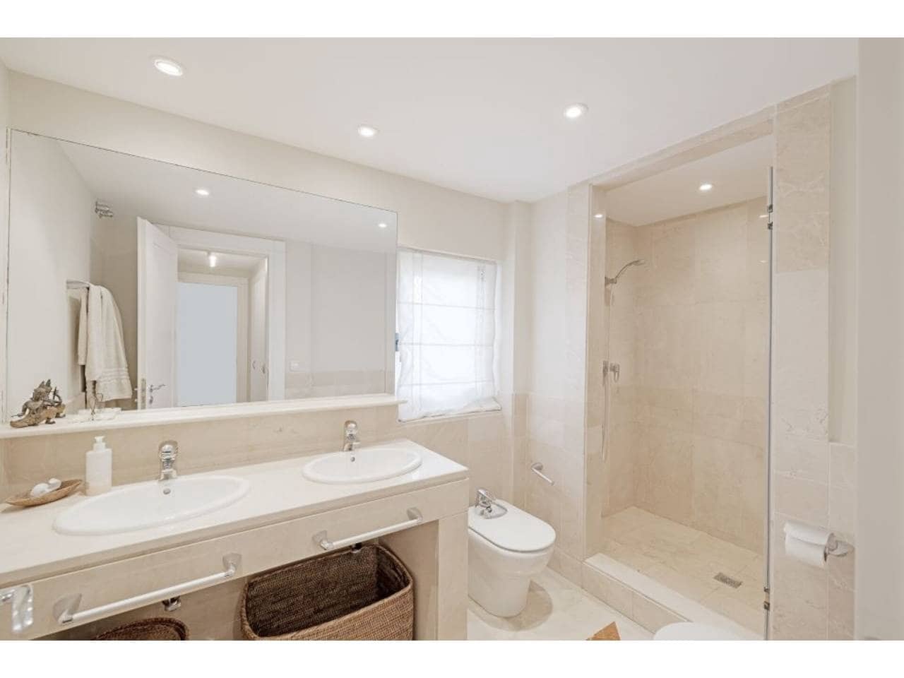 5 quarto Penthouse para venda em Sotogrande com piscina garagem - 2 100 000 € (Ref: 7923739)