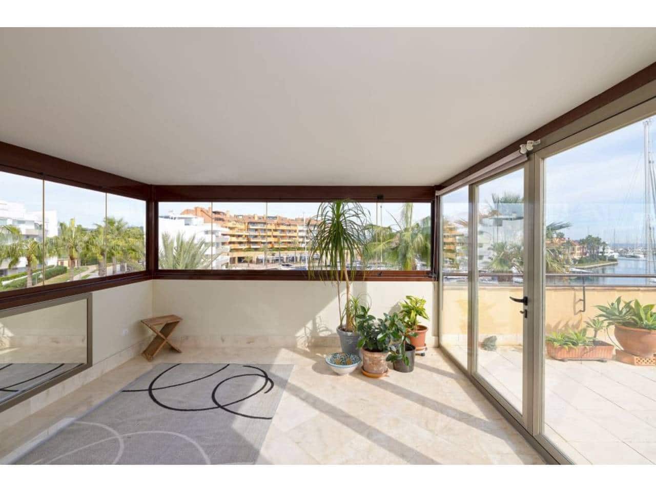 5 quarto Penthouse para venda em Sotogrande com piscina garagem - 2 100 000 € (Ref: 7923739)