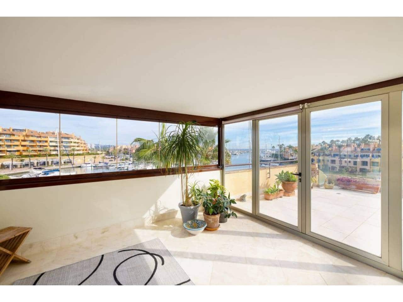 5 quarto Penthouse para venda em Sotogrande com piscina garagem - 2 100 000 € (Ref: 7923739)