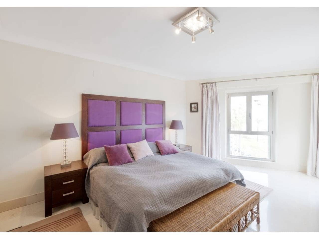 5 quarto Penthouse para venda em Sotogrande com piscina garagem - 2 100 000 € (Ref: 7923739)