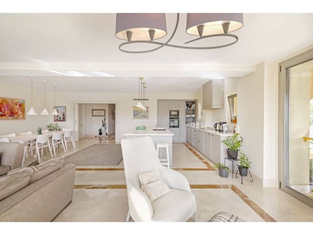 5 chambre Penthouse à vendre à Sotogrande, San Roque avec piscine garage - 2 100 000 € (Ref: 7923739)