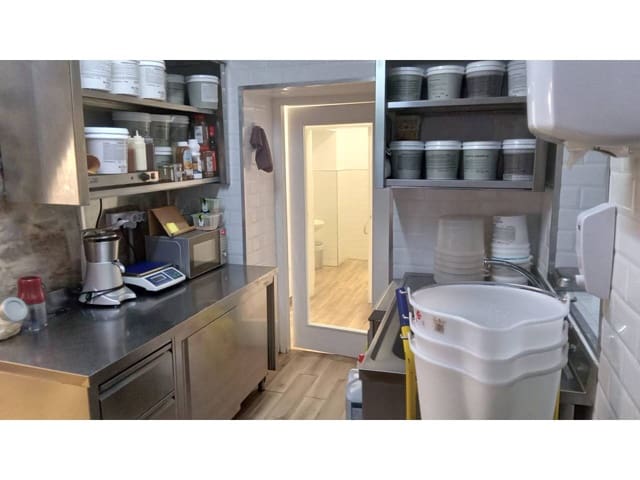 Restaurant/Bar for sale in Tarifa - € 390,000 (Ref: 8026835)