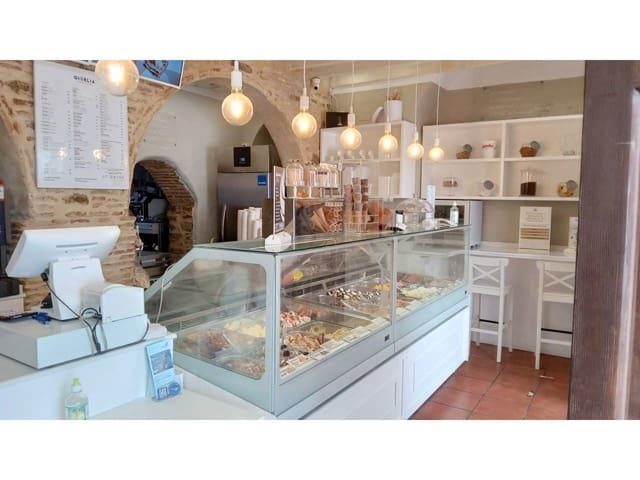 Restaurant/Bar for sale in Tarifa - € 390,000 (Ref: 8026835)