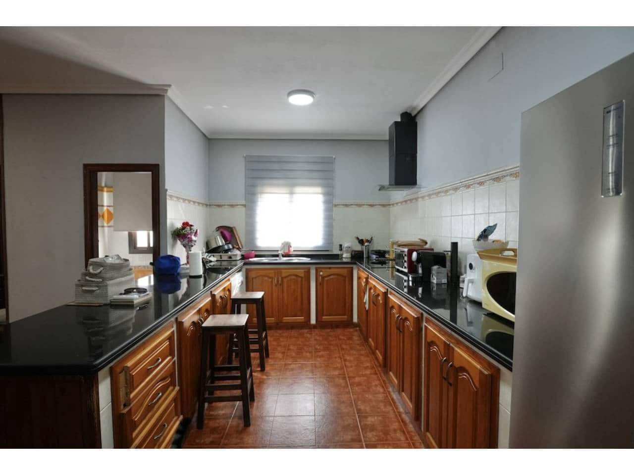 7 chambre Finca/Maison de Campagne à vendre à Los Barrios avec garage - 750 000 € (Ref: 8131729)