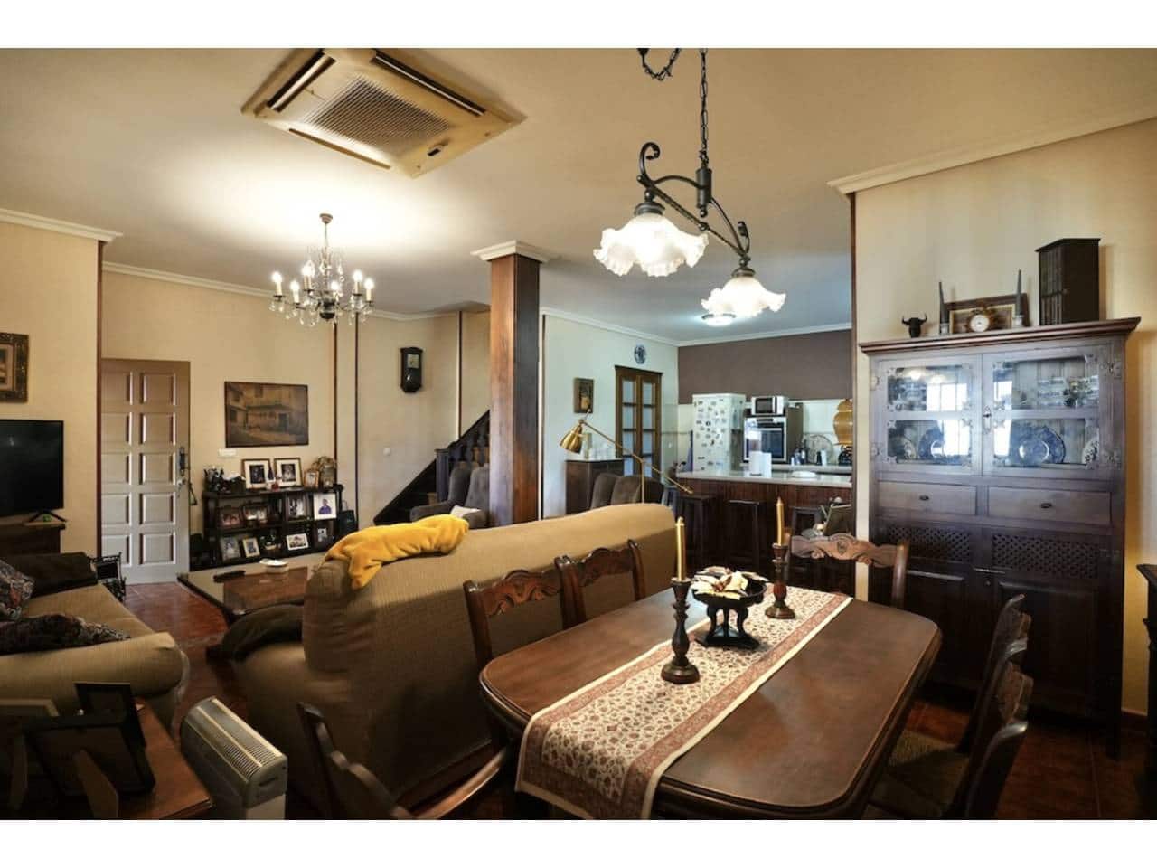 7 chambre Finca/Maison de Campagne à vendre à Los Barrios avec garage - 750 000 € (Ref: 8131729)