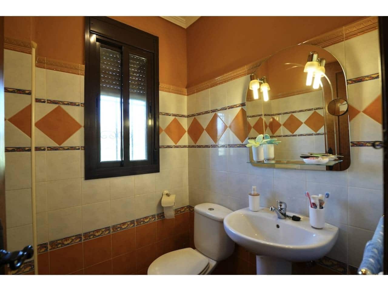 7 chambre Finca/Maison de Campagne à vendre à Los Barrios avec garage - 750 000 € (Ref: 8131729)