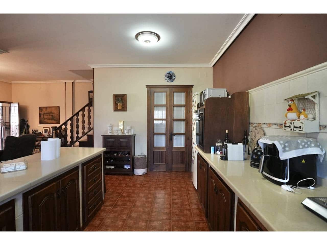 7 chambre Finca/Maison de Campagne à vendre à Los Barrios avec garage - 750 000 € (Ref: 8131729)