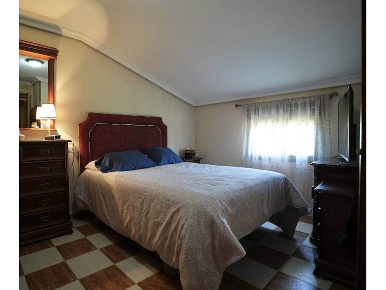 7 chambre Finca/Maison de Campagne à vendre à Los Barrios avec garage - 750 000 € (Ref: 8131729)