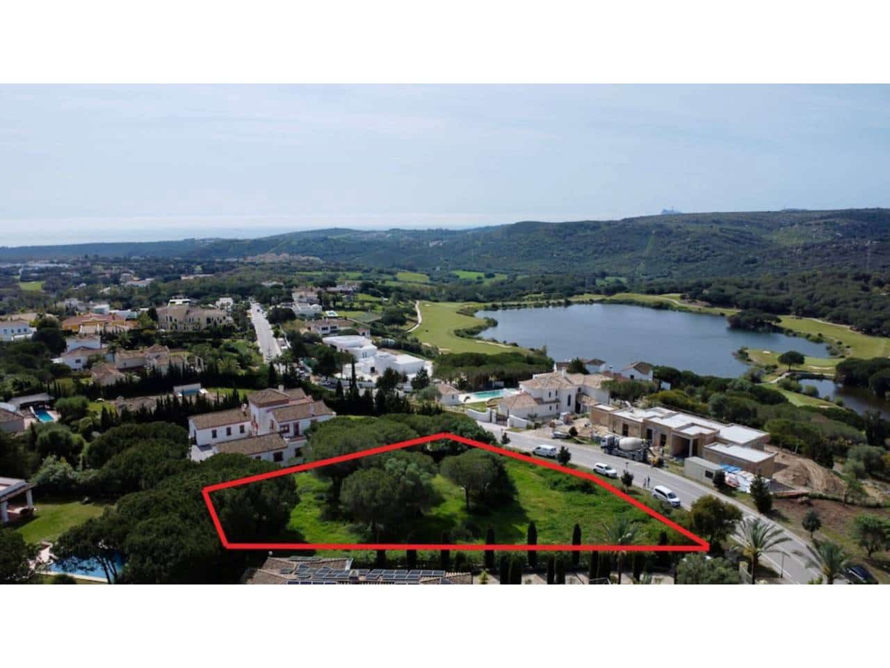 Grunde uden byggetilladelser til salg i Sotogrande - € 580.000 (Ref: 8183606)