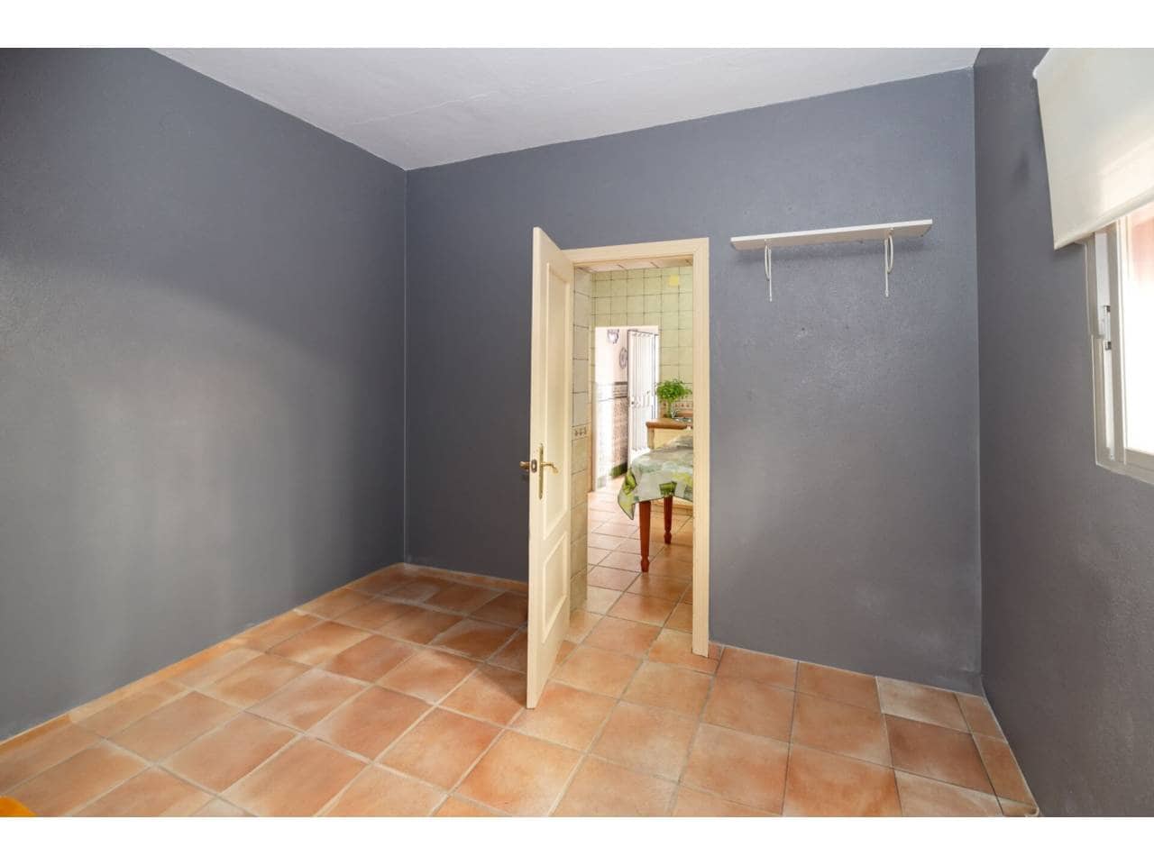 5 sovrum Strandlägenhet till salu i Torreguadiaro med garage - 550 000 € (Ref: 8213297)