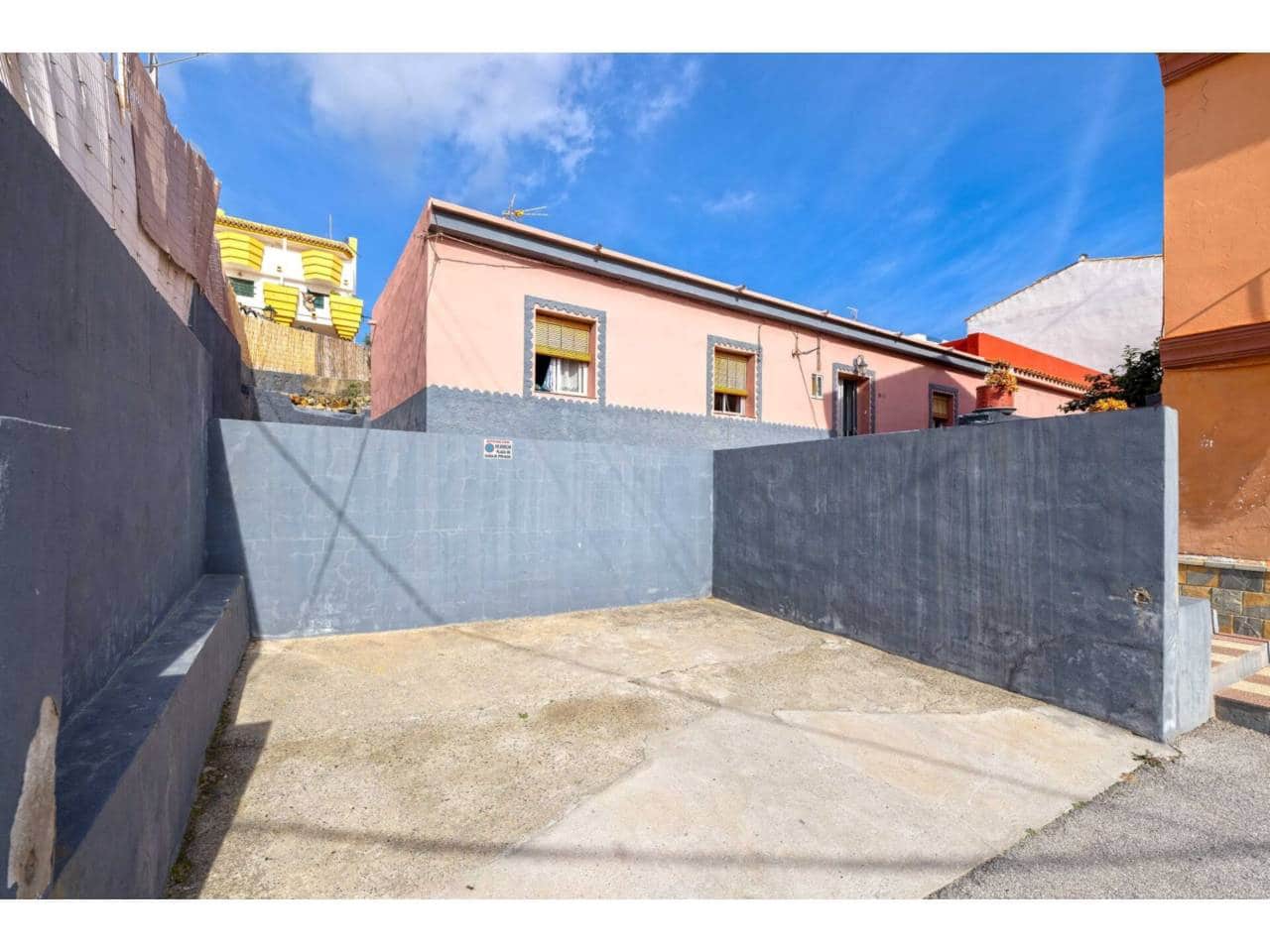 5 sovrum Strandlägenhet till salu i Torreguadiaro med garage - 550 000 € (Ref: 8213297)