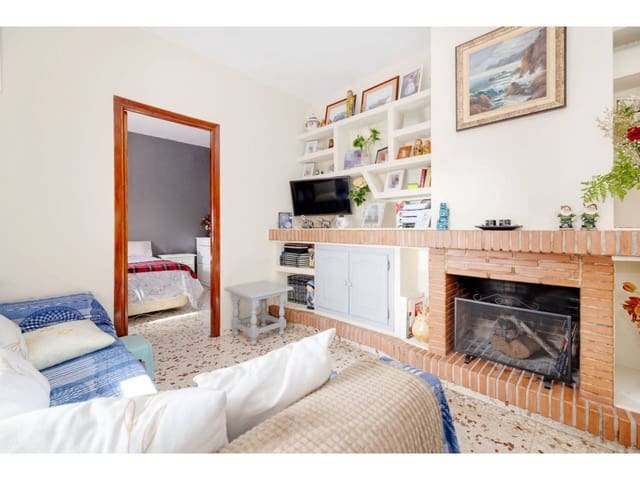 5 makuuhuone Ranta-asunto myytävänä paikassa Torreguadiaro, San Roque mukana 
autotalli - 550 000 € (Ref: 8213297)