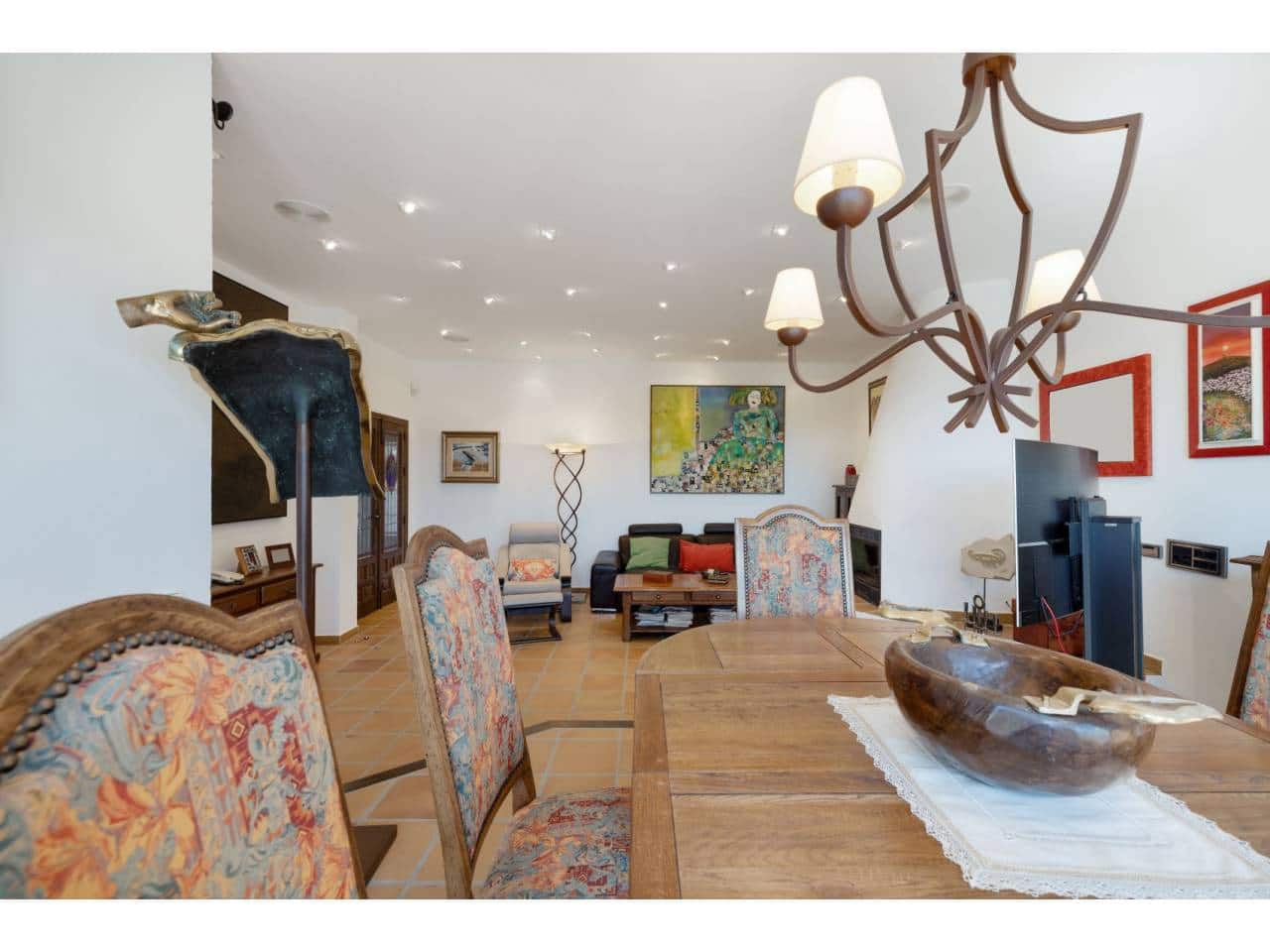 4 soveværelse Byhus til salg i Jimena de la Frontera med swimmingpool garage - € 675.000 (Ref: 8238154)