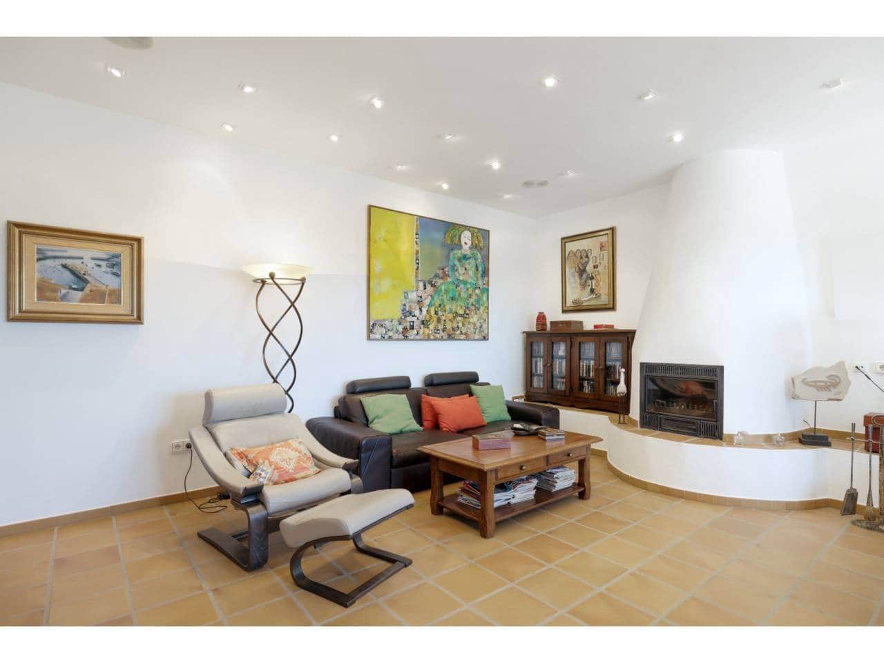 4 soveværelse Byhus til salg i Jimena de la Frontera med swimmingpool garage - € 675.000 (Ref: 8238154)