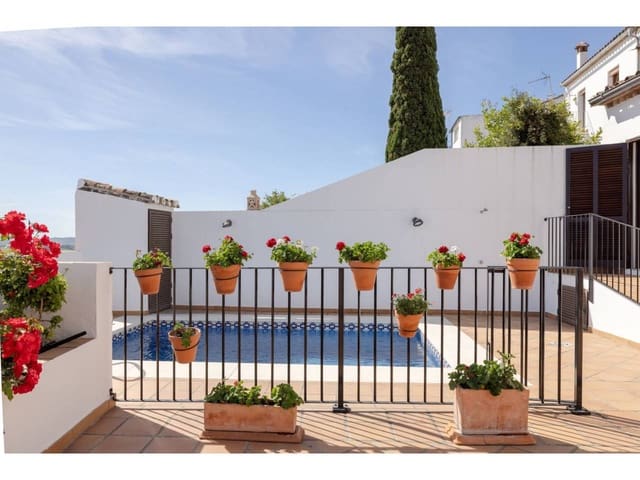 4 bedroom Townhouse for sale in Jimena de la Frontera with pool garage - € 675,000 (Ref: 8238154)